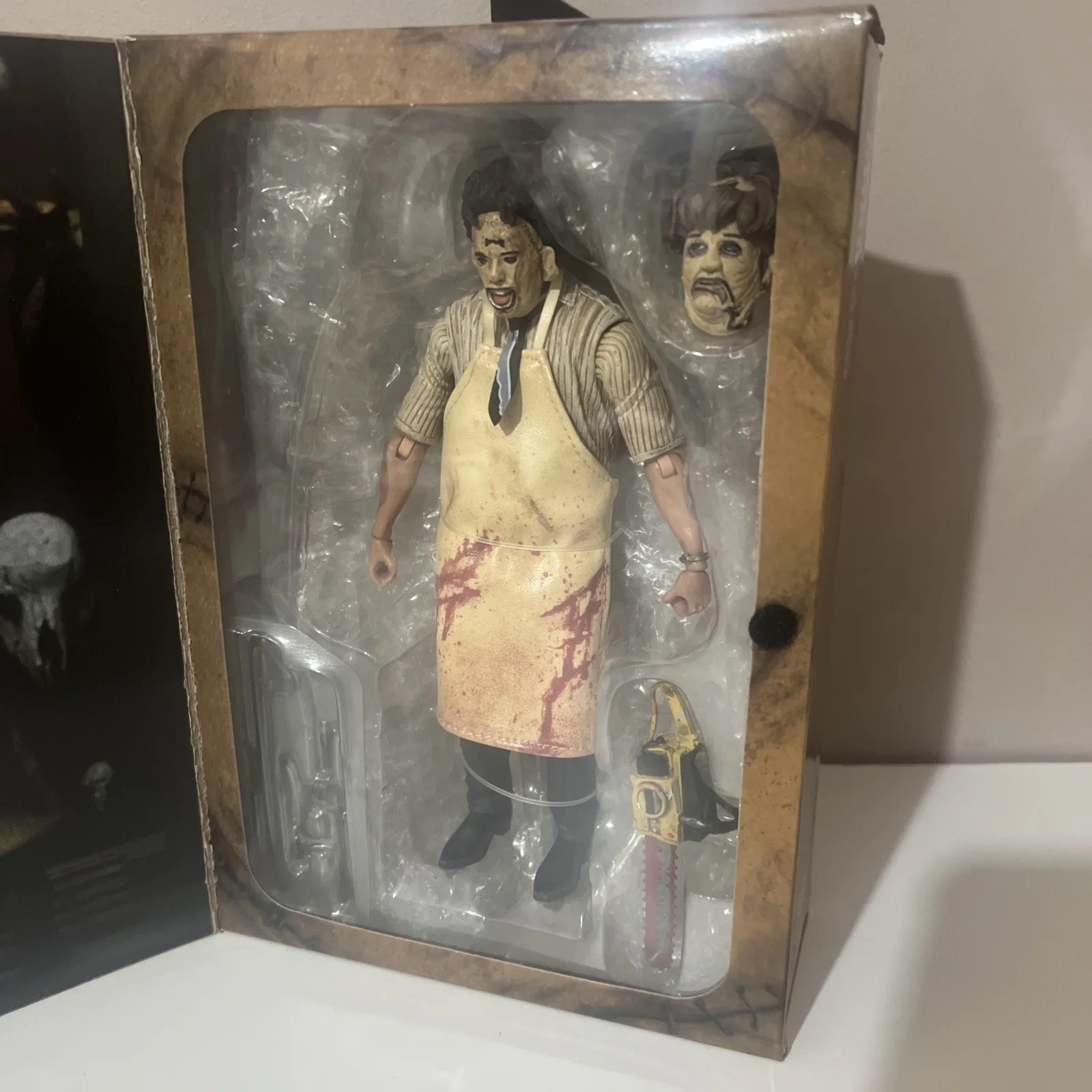 NECA The Chainsaw Massacre Figure Box Damage Please See Pictures & Read Details, изображение 3