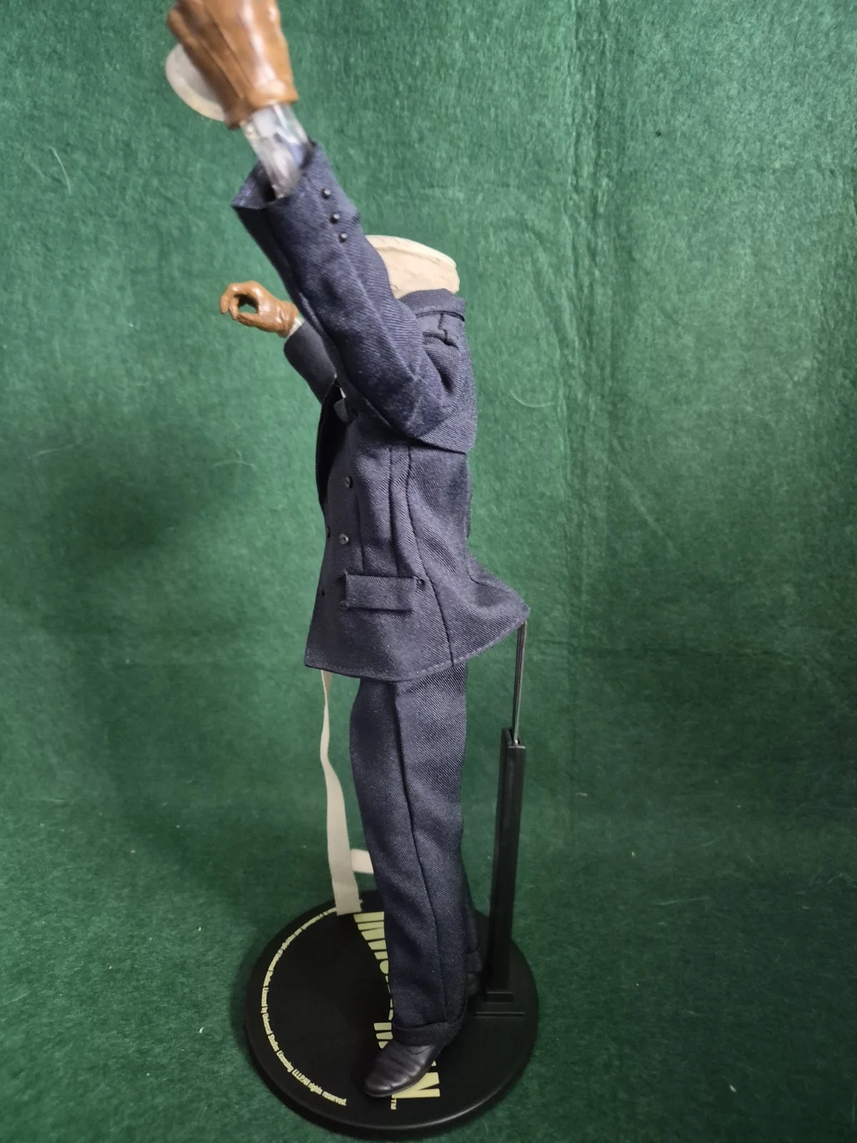 Sideshow 12" The Invisible Man Claude Rains Universal Monsters Action Figure, изображение 5
