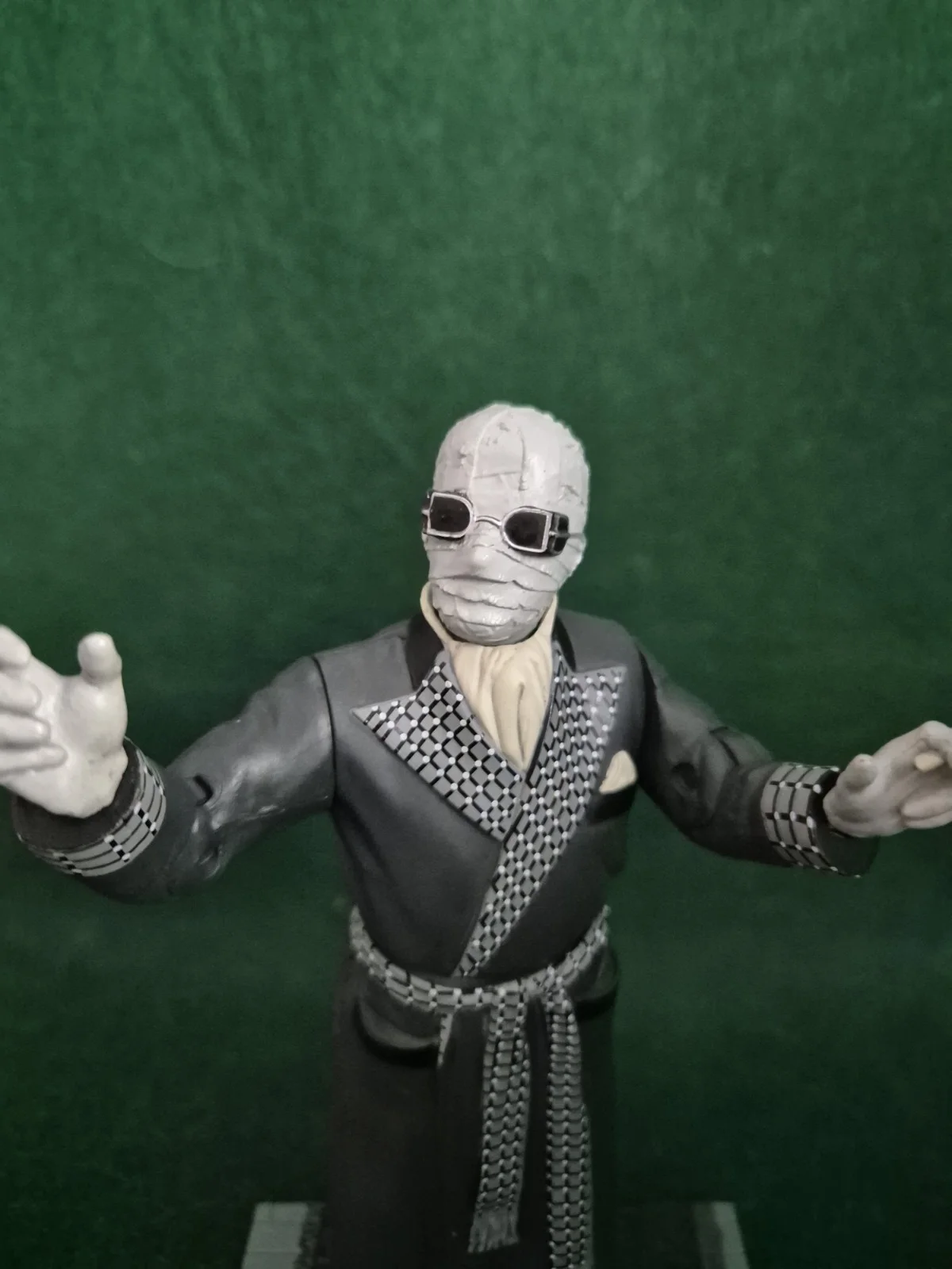 Sideshow 2000 Universal Monsters The Invisible Man Claude Rains 8" Action Figure, image 2