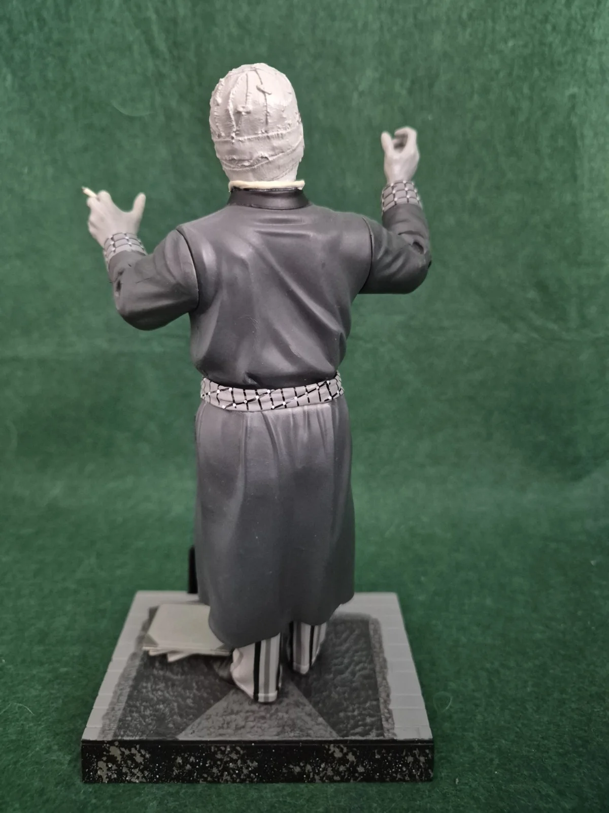 Sideshow 2000 Universal Monsters The Invisible Man Claude Rains 8" Action Figure, image 5