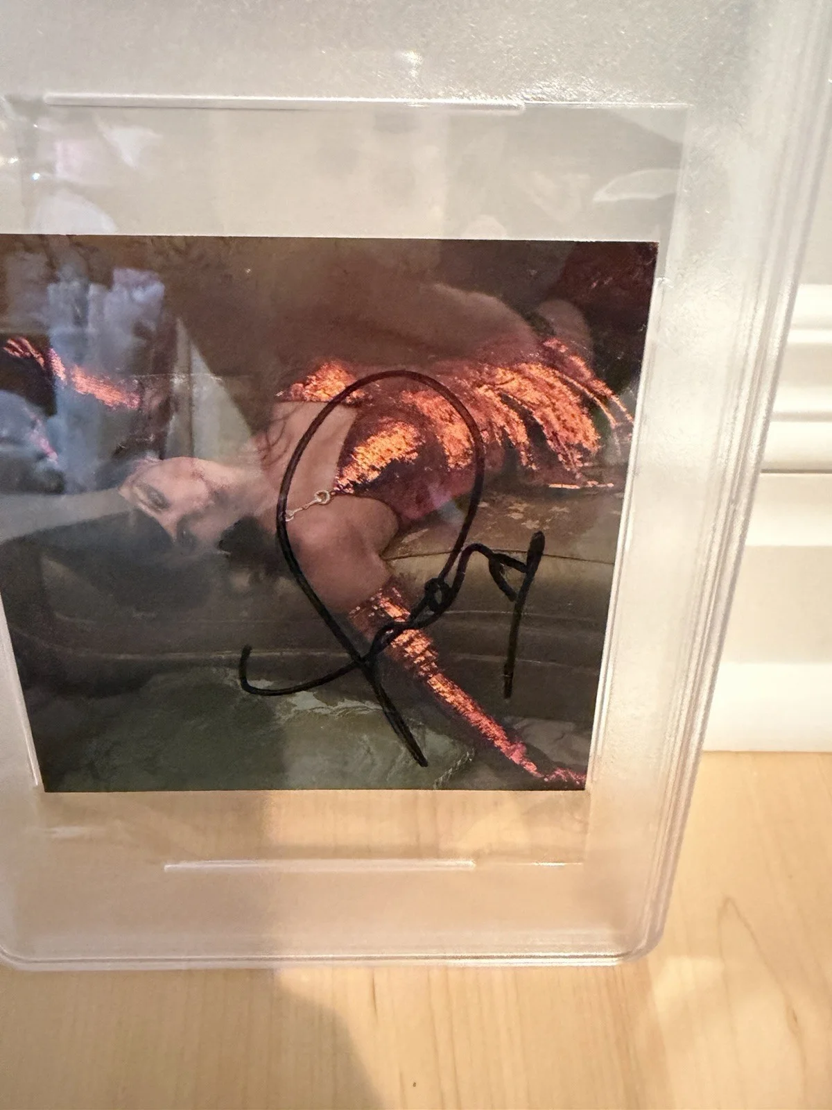 Taylor Swift Signed CD Insert Life Of A Showgirl Autograph PSA Authentic Auto, изображение 2
