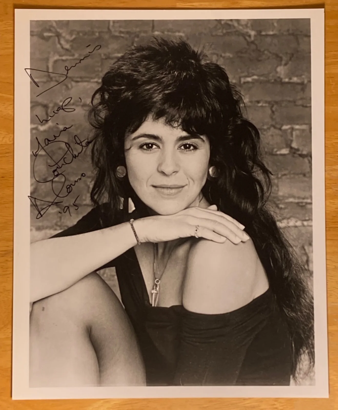 Hand SIGNED Marie Conchita Alonso 8x10 Photo - Predator 2, The Running Man, Actr, image 2