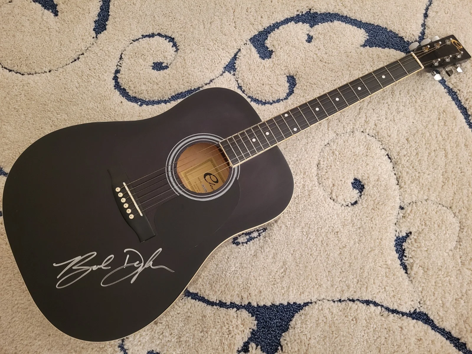Bob Dylan Autographed Black Eleca Autistic Guitar Signed Authenticated, image 2