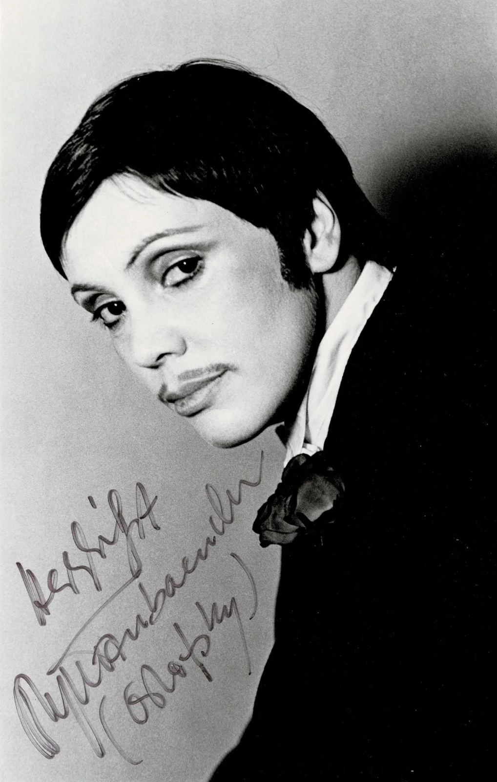 Lot of 3 Autographs Opera Singers Gwyneth Jones Leonie Rysanek Fassbaender, изображение 3