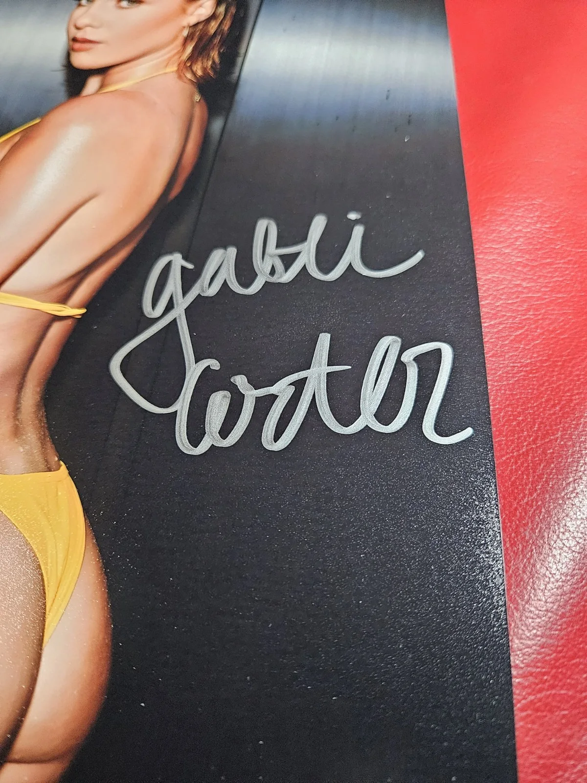 Gabbie Carter — Gabbie Carter (Adult Film Star) Signed Autograhped 8x10 Photo, изображение 2
