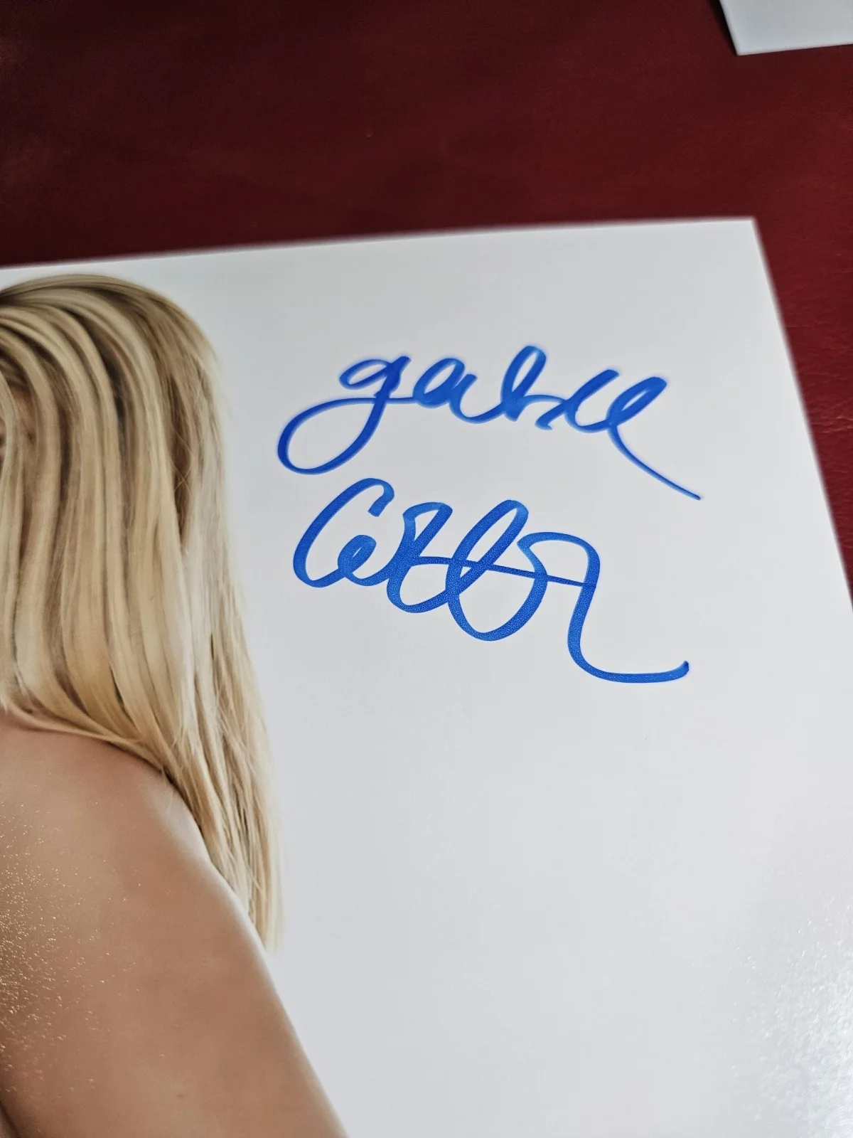Gabbie Carter — Gabbie Carter (Adult Film Star) Signed Autograhped 8x10 Photo, изображение 2
