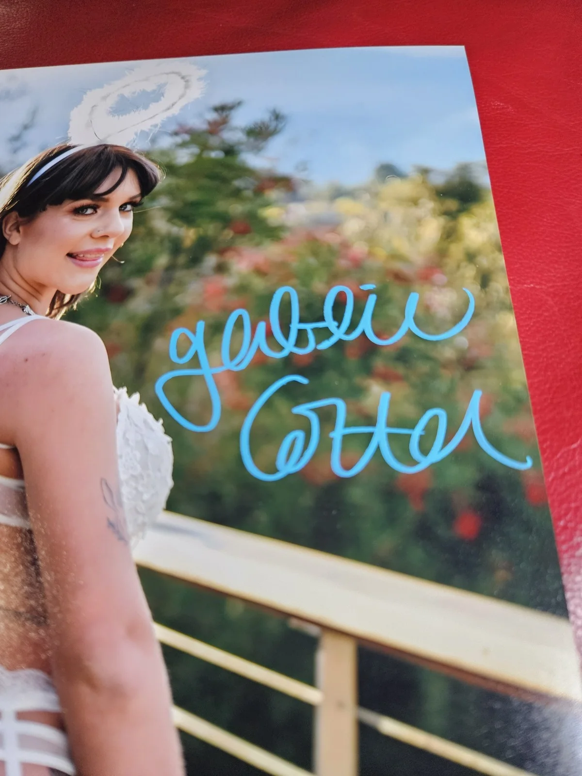 Gabbie Carter — Gabbie Carter (Adult Film Star) Signed Autograhped 8x10 Photo, изображение 2