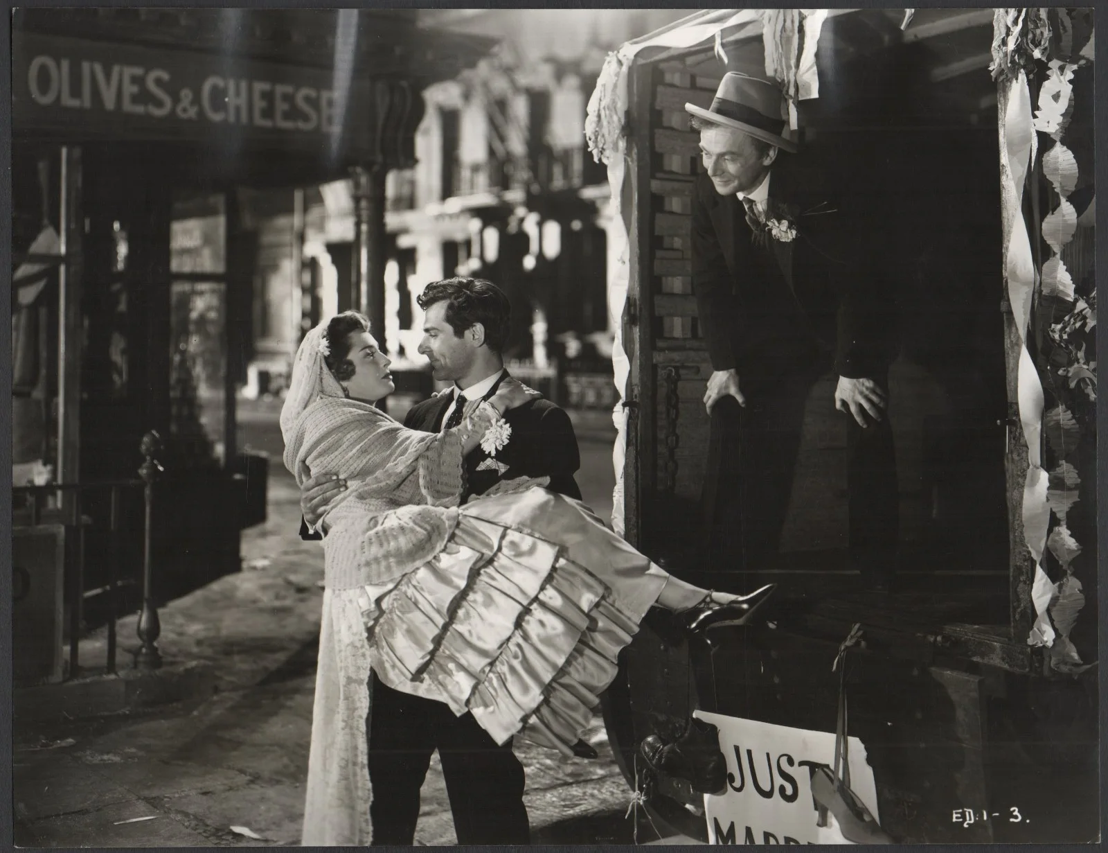 GIVE US THIS DAY 1947 Sam Wanamker, Lea Padovani 2 STILLS, image 3