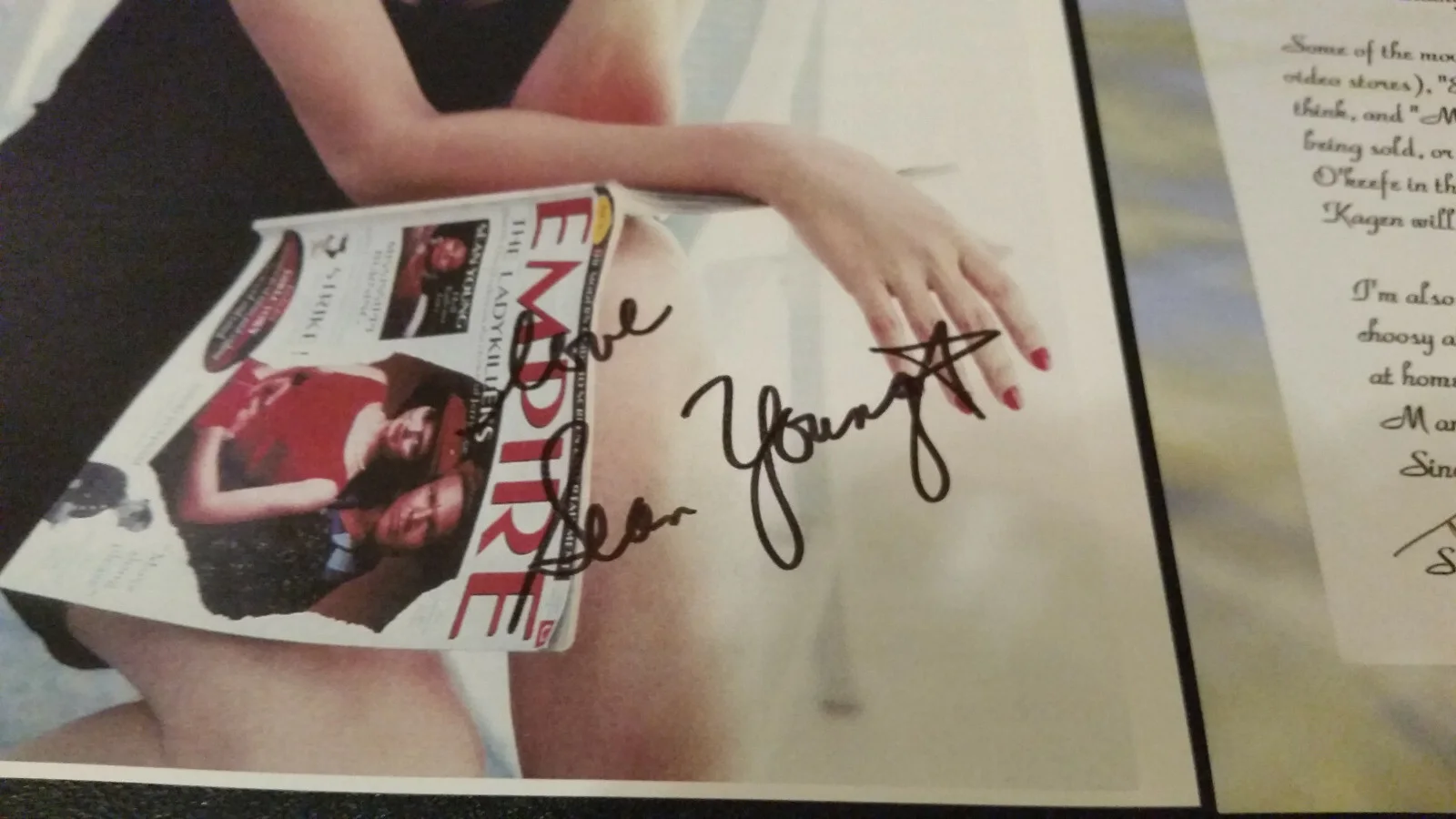 Sean Young — Sean Young Autographed Color magazine picture Guaranteed 2 Pass Actress, изображение 2