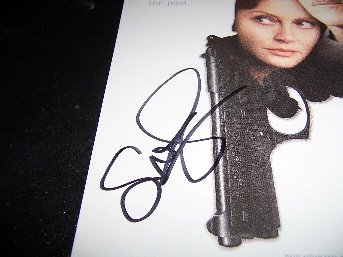 Susan Sarandon — Susan Sarandon Autographed Color magazine picture Guaranteed 2 Pass Actress, image 2