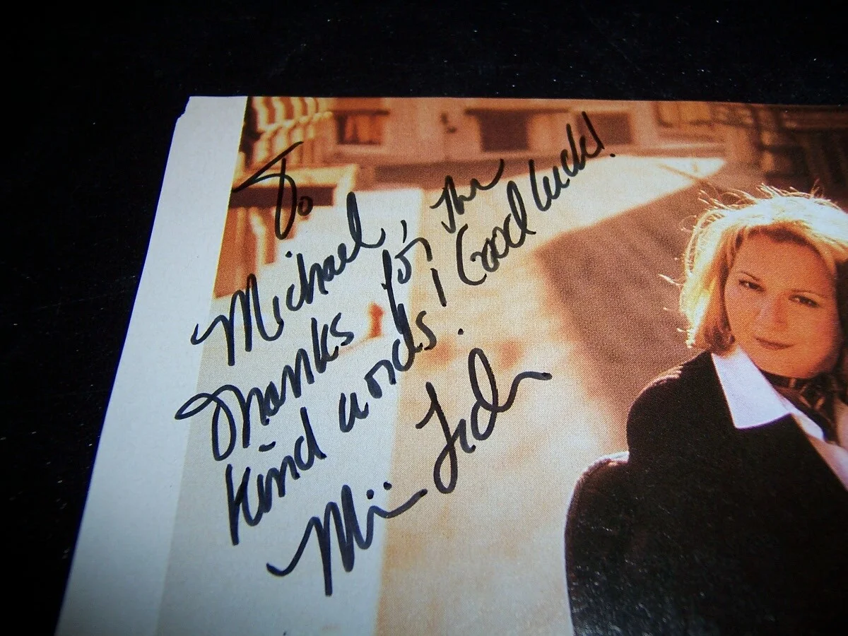Mimi Lder — Mimi Leder Autographed Color magazine picture Guaranteed 2 Pass Director, image 2