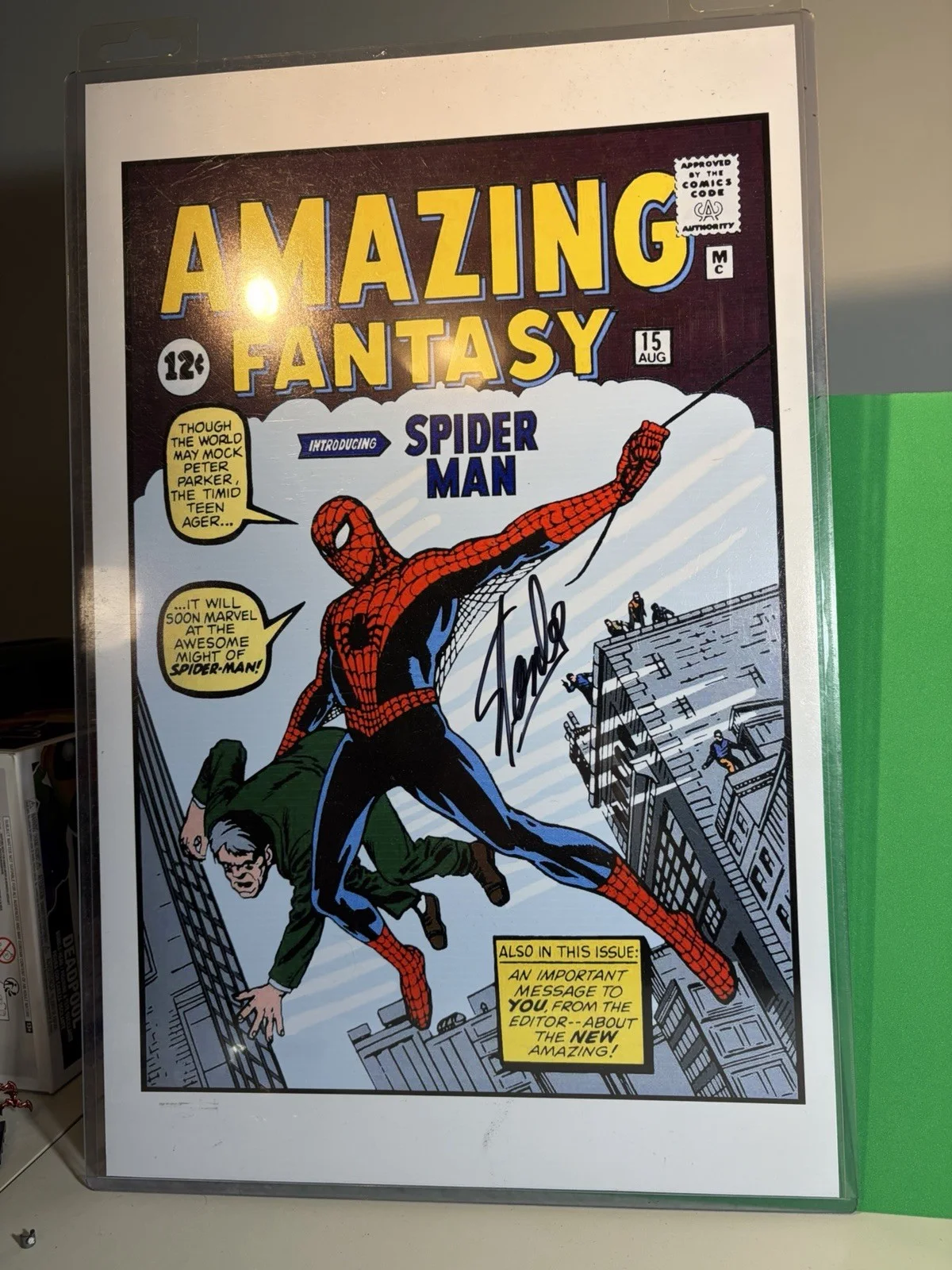 Stan Lee — Stan Lee Autographed Signed Spiderman Amazing Fantasy 16x20 Photo ASI Proof, изображение 4