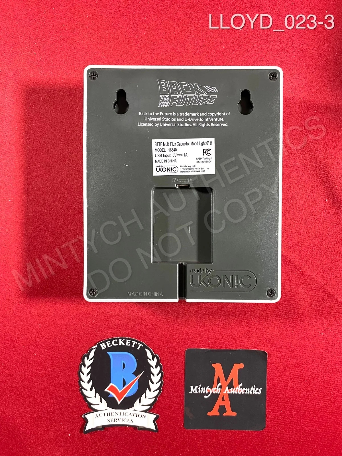 Christopher Lloyd — Christopher Lloyd signed Back to the Future Flux Capacitor prop replica Beckett, image 3