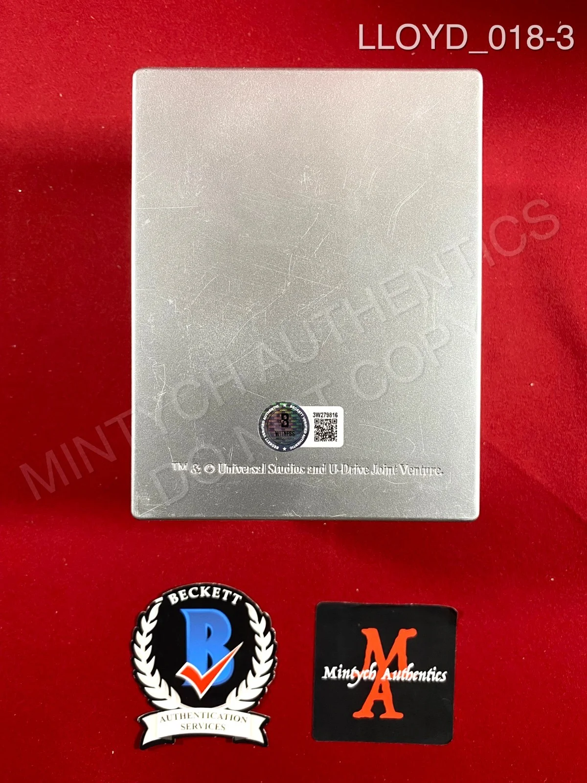 Christopher Lloyd — Christopher Lloyd signed Back to the Future Flux Capacitor Yahtzee Dice game, image 3