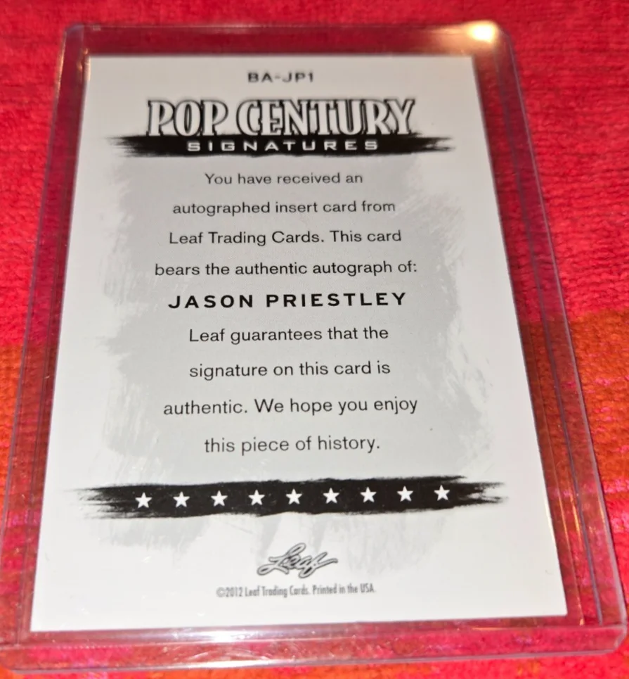 JASON PRIESTLEY — 2012 POP CENTURY AUTOGRAPHED CARD OF JASON PRIESTLEY SIGNED CARD CLEAN!, image 2