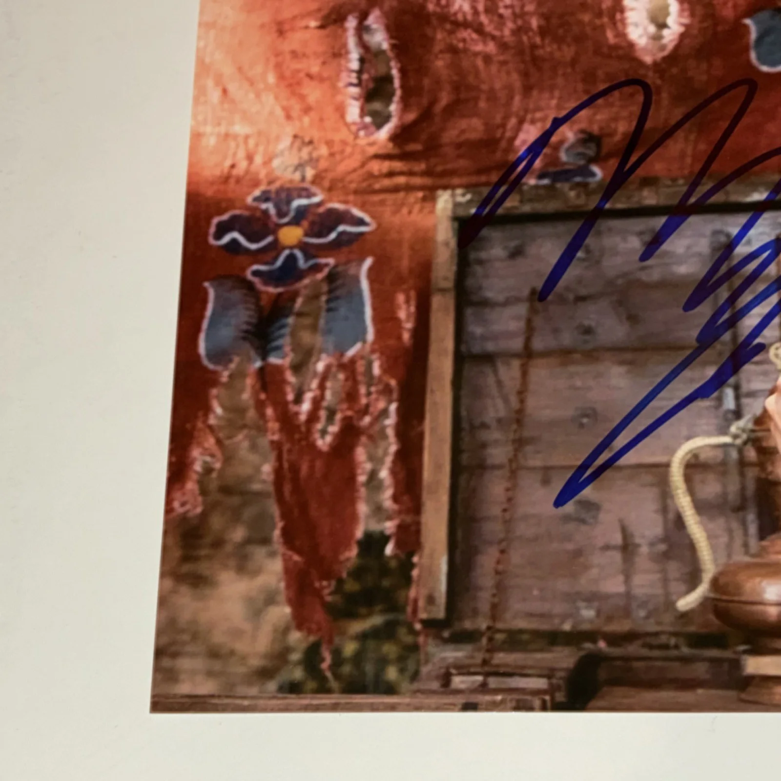 Mena Massoud Aladdin Movie Actor Disney Autographed 8x10 Signed w proof pic, изображение 3