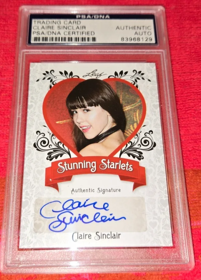 CLAIRE SINCLAIR — CLAIRE SINCLAIR PMOY STUNNING STARLETS AUTOGRAPHED CARD SLABBED PSA / DNA AUTH