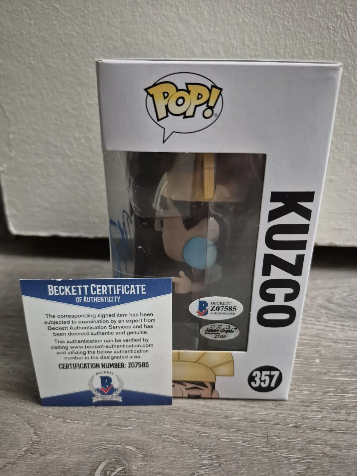 David Spade Signed Funko Pop BECKETT Disney Emperor Groove Grown Tommy Joe Dirt, изображение 2
