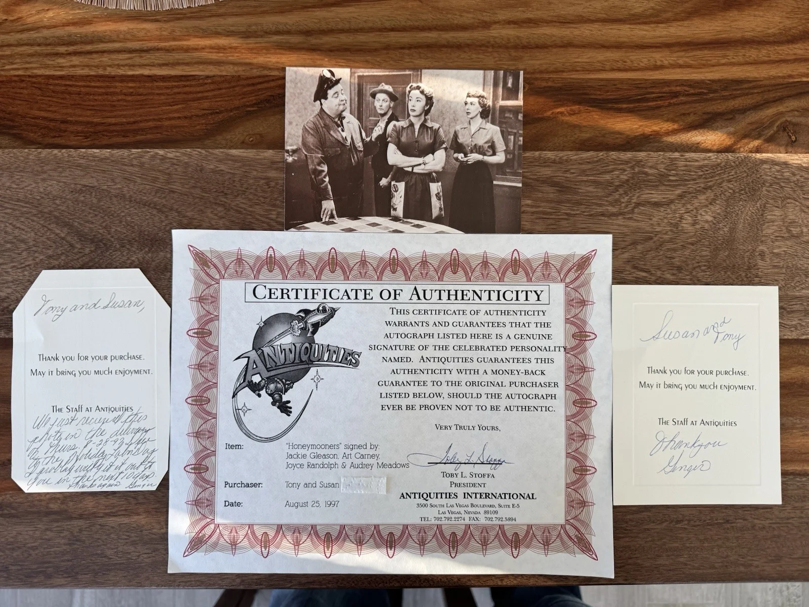 Honeymooners Classic Photograph Signed by all four Cast Members, изображение 2