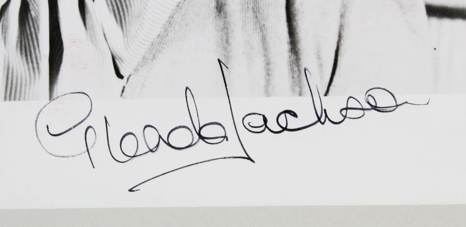 Glenda Jackson Signed Photo 8x10 - COA JSA, image 2