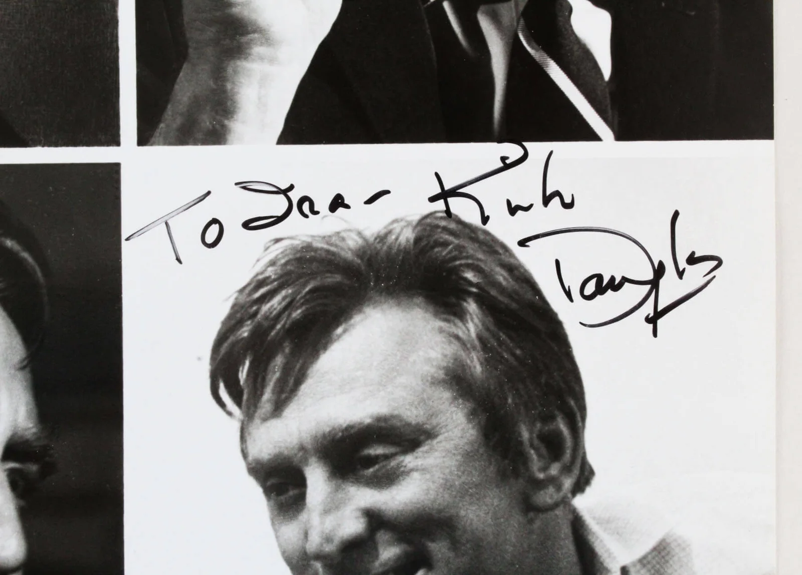 Kirk Douglas Signed Photo 11x14 "The Arrangement" - COA JSA, изображение 2