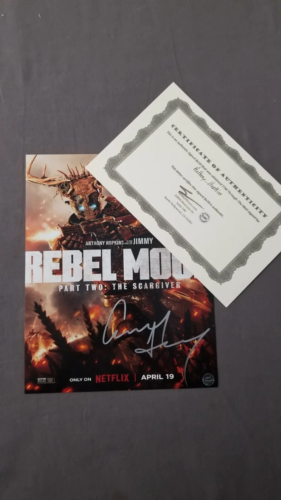 Anthony Hopkins — Anthony Hopkins (Rebel Moon Signed Autographed 8x10 Photo - AUTO w/COA, image 2
