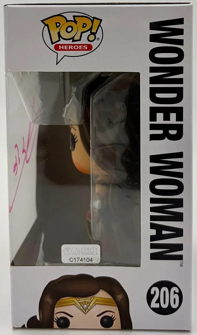 Gal Gadot Signed Funko Pop #206 Wonder Woman - Celebrity Authentics COA, image 3