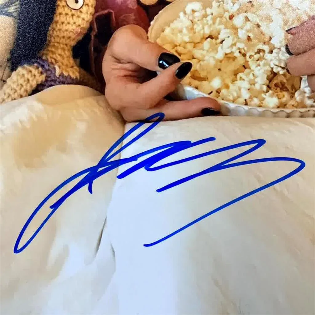 Jennifer Tilly signed Bride of Chucky 11x14 Photo Tiffany autograph ~ JSA, изображение 2