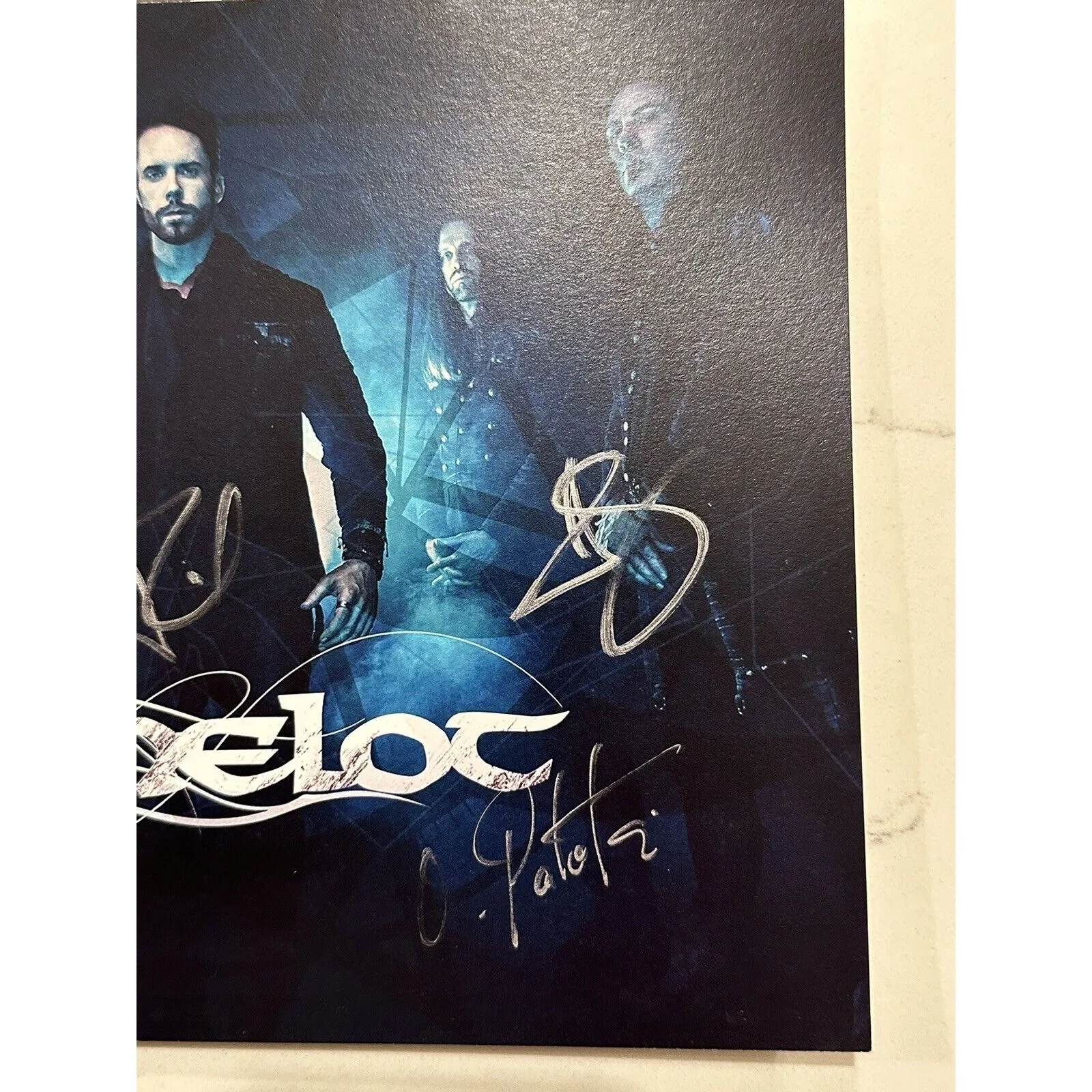 KAMELOT SIGNED PHOTO AUTOGRAPHED 8x10, STICKER OUTBURN MAGAZINE, image 5