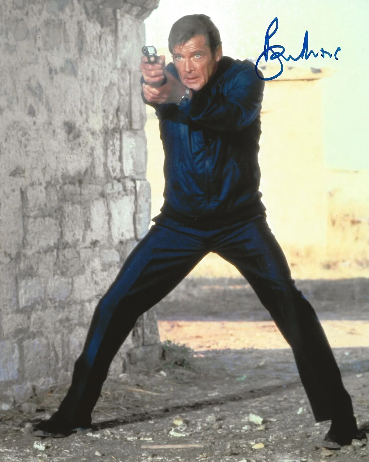 Roger Moore — Roger Moore James Bond 007 For Your Eyes Only Original Signed Photo with COA