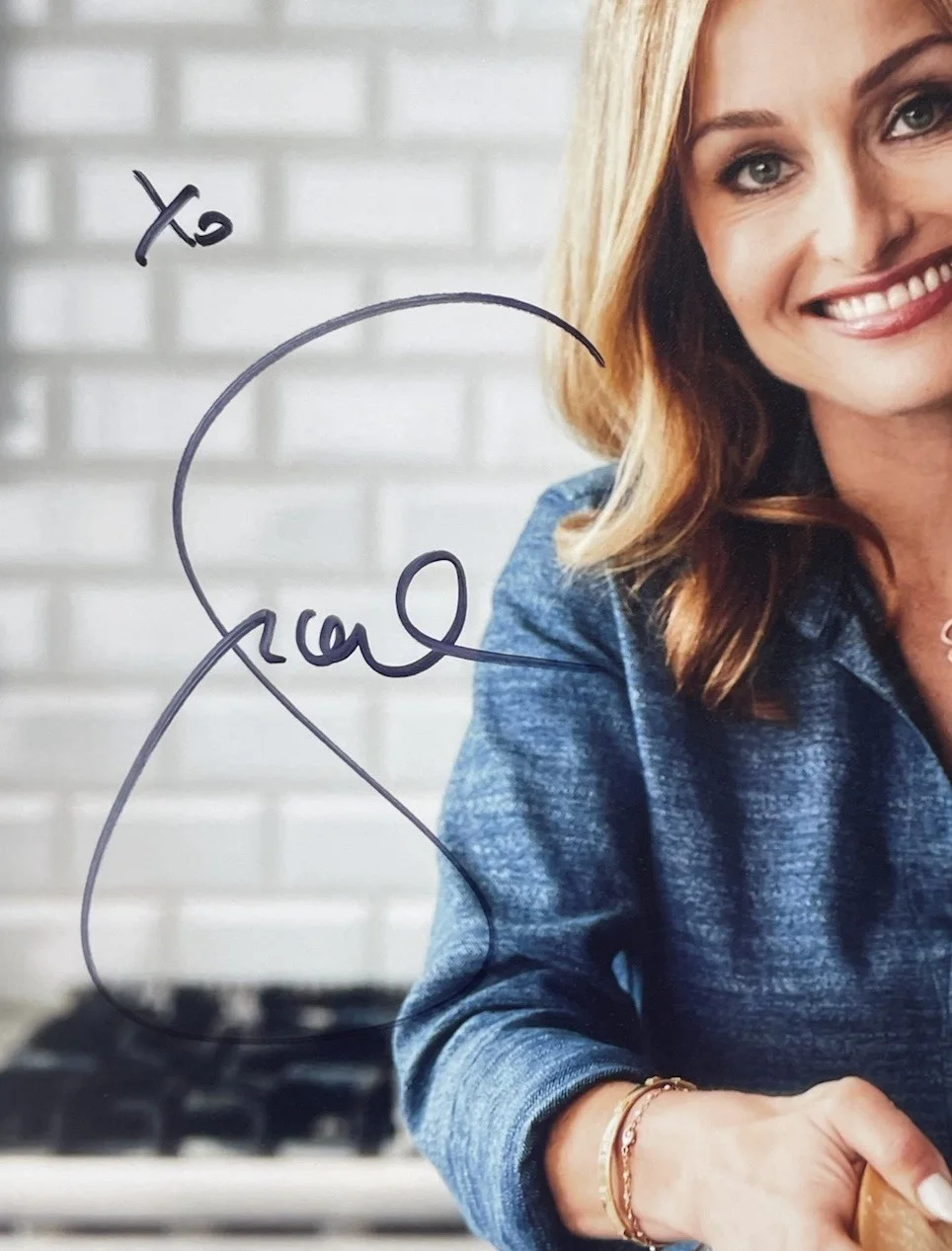 Giada De Laurentiis — Giada De Laurentiis Authentic Hand Signed 8x10 Photo Autograph Chef TV Host, image 2
