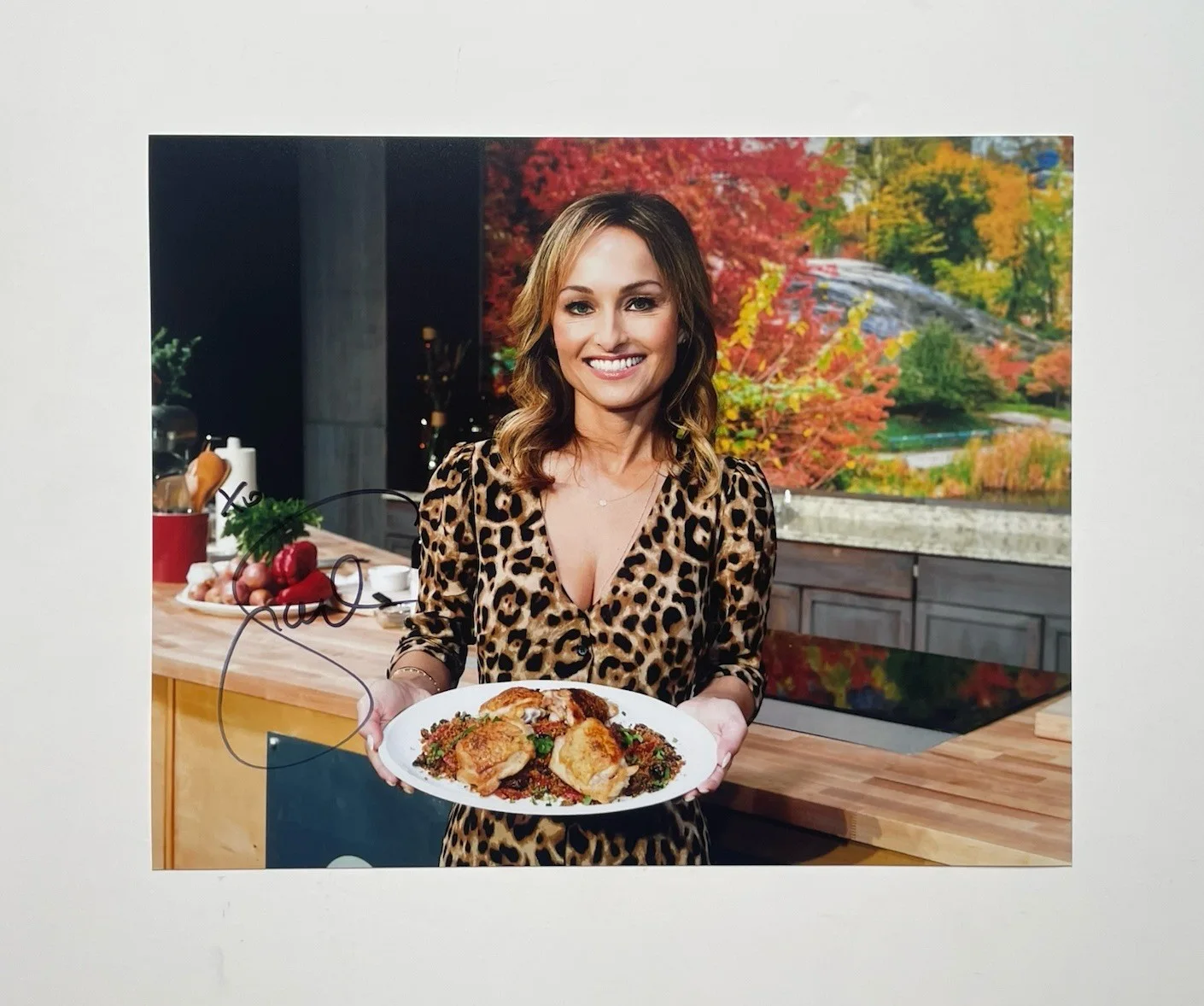Giada De Laurentiis — Giada De Laurentiis Authentic Hand Signed 8x10 Photo Autograph Chef TV Host