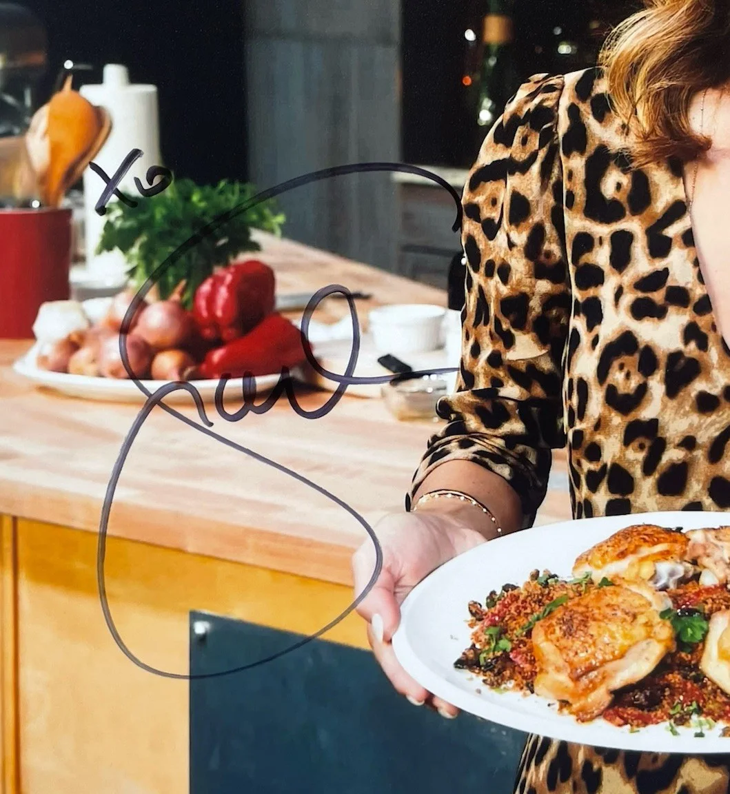 Giada De Laurentiis — Giada De Laurentiis Authentic Hand Signed 8x10 Photo Autograph Chef TV Host, image 2