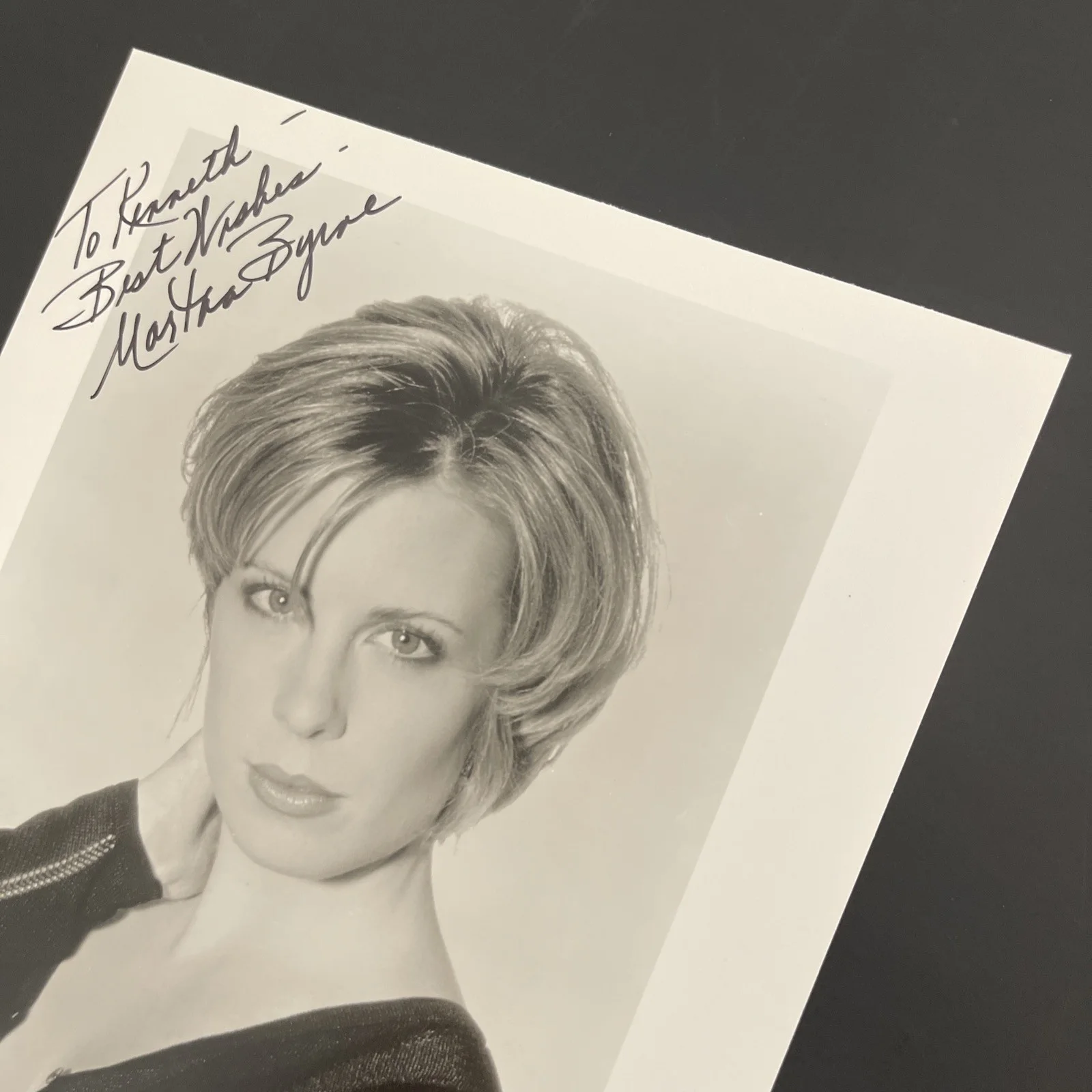 MARTHA BYRNE: Hand Signed Original Celebrity Photo 8 x 10” / KSK, изображение 3