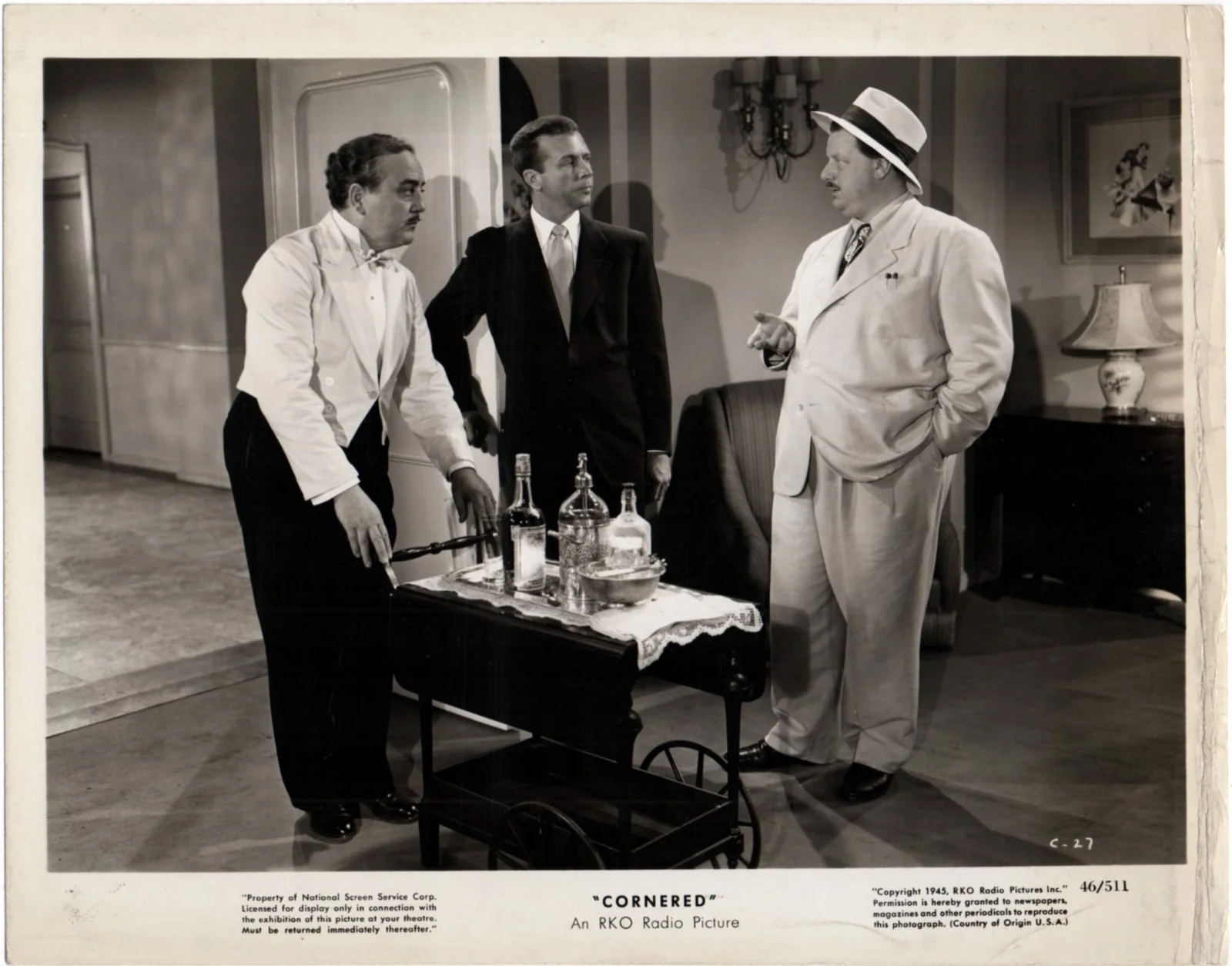 CORNERED 1945 Dick Powell, Walter Slezak, Steven Geray Morris Carnovsky 4 STILLS, изображение 3