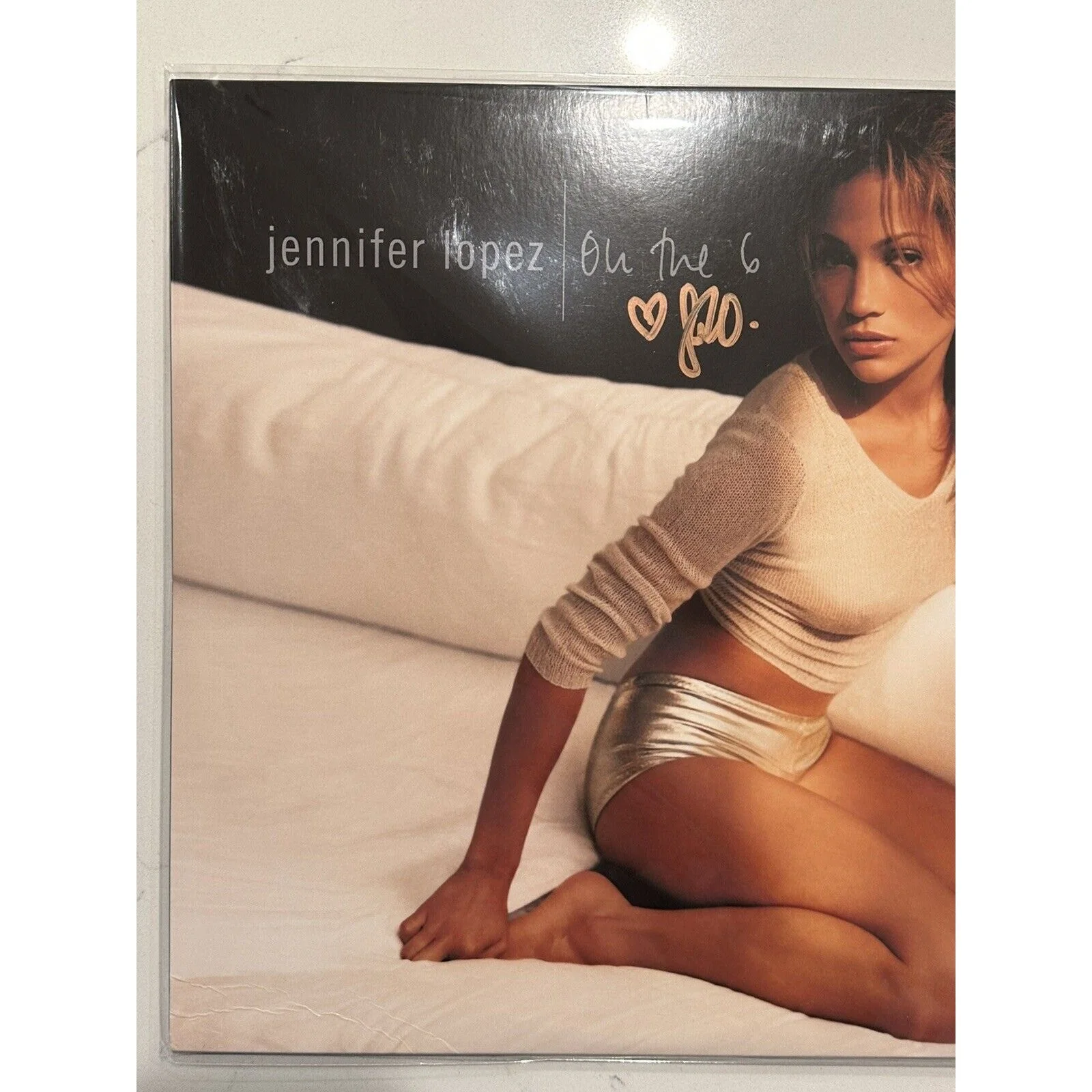 Jennifer Lopez — JENNIFER LOPEZ SIGNED Deluxe On the 6 Vinyl AUTOGRAPHED JLO, изображение 2