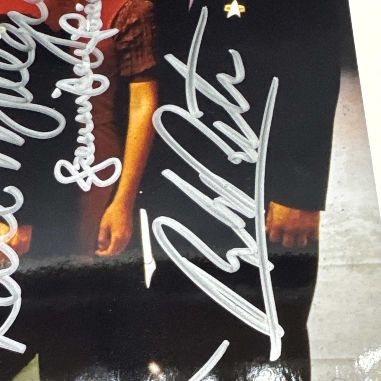 Star Trek Voyager Cast Signed 8x10 Color Photo 9 Autographs, image 4
