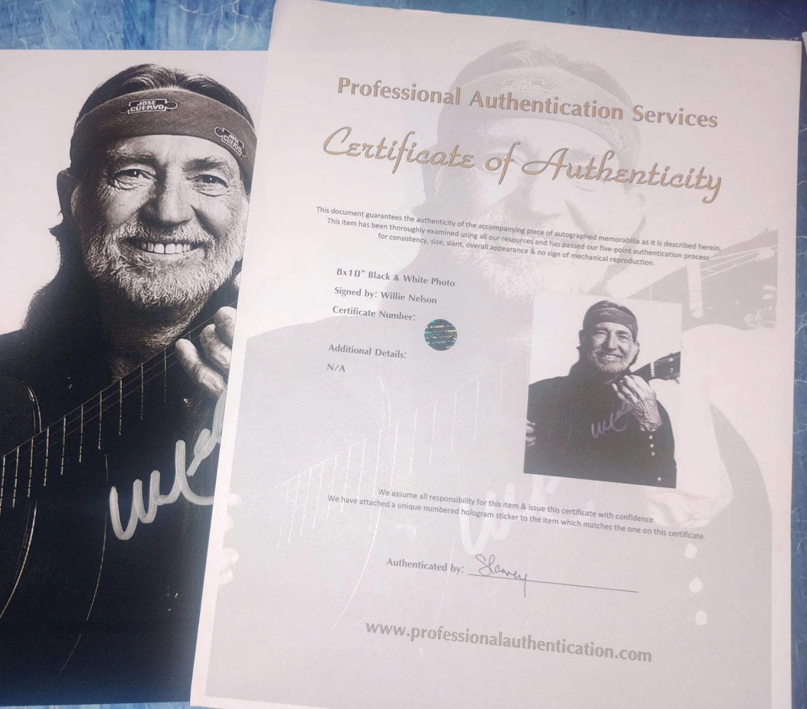 Willie Nelson Hand Signed Autograph 8x10 Photo COA - NO US TARIFFS, image 4