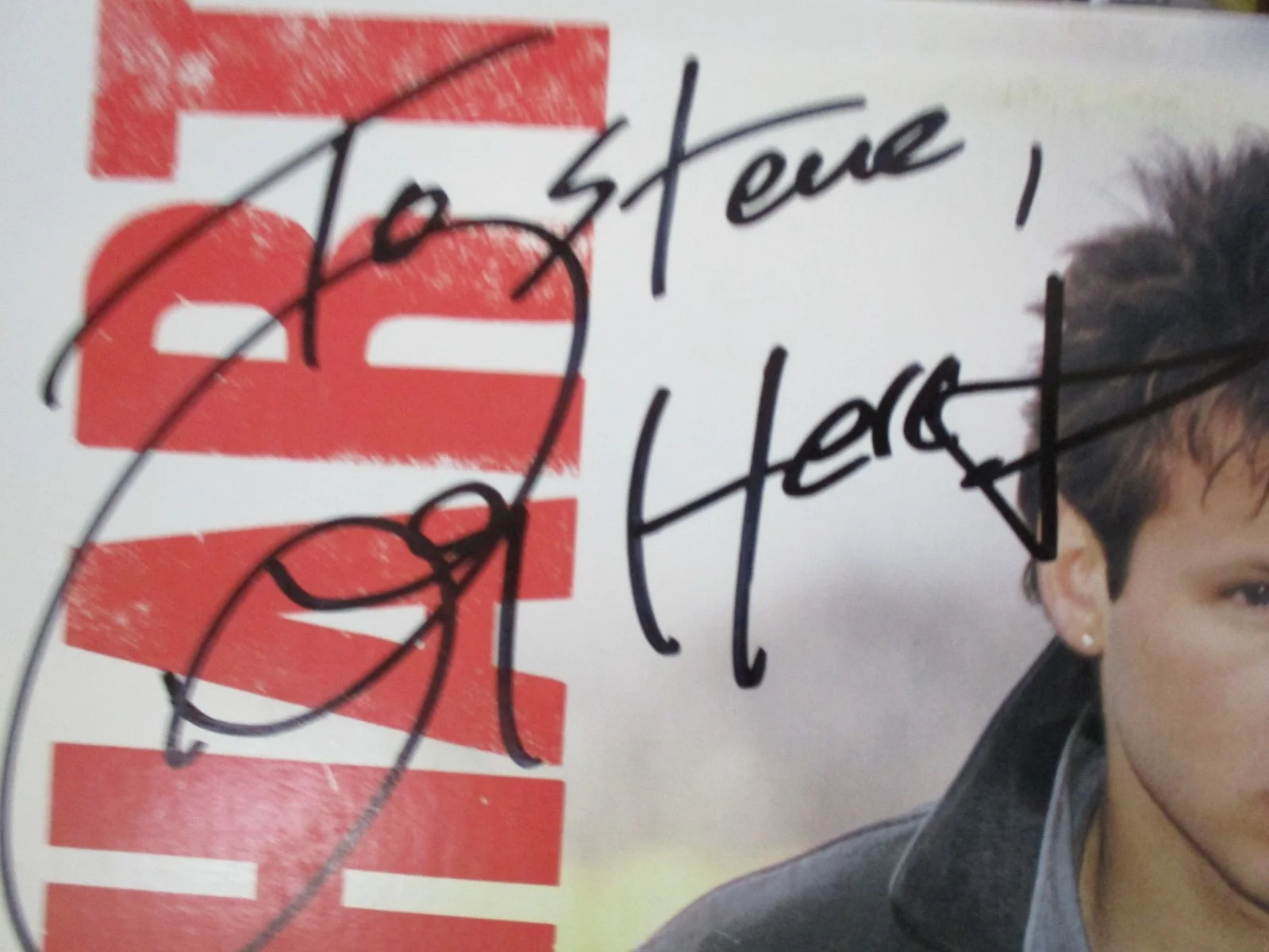 SIGNED COREY HART ALBUM (BOY IN THE BOX, 1985)!!, image 2