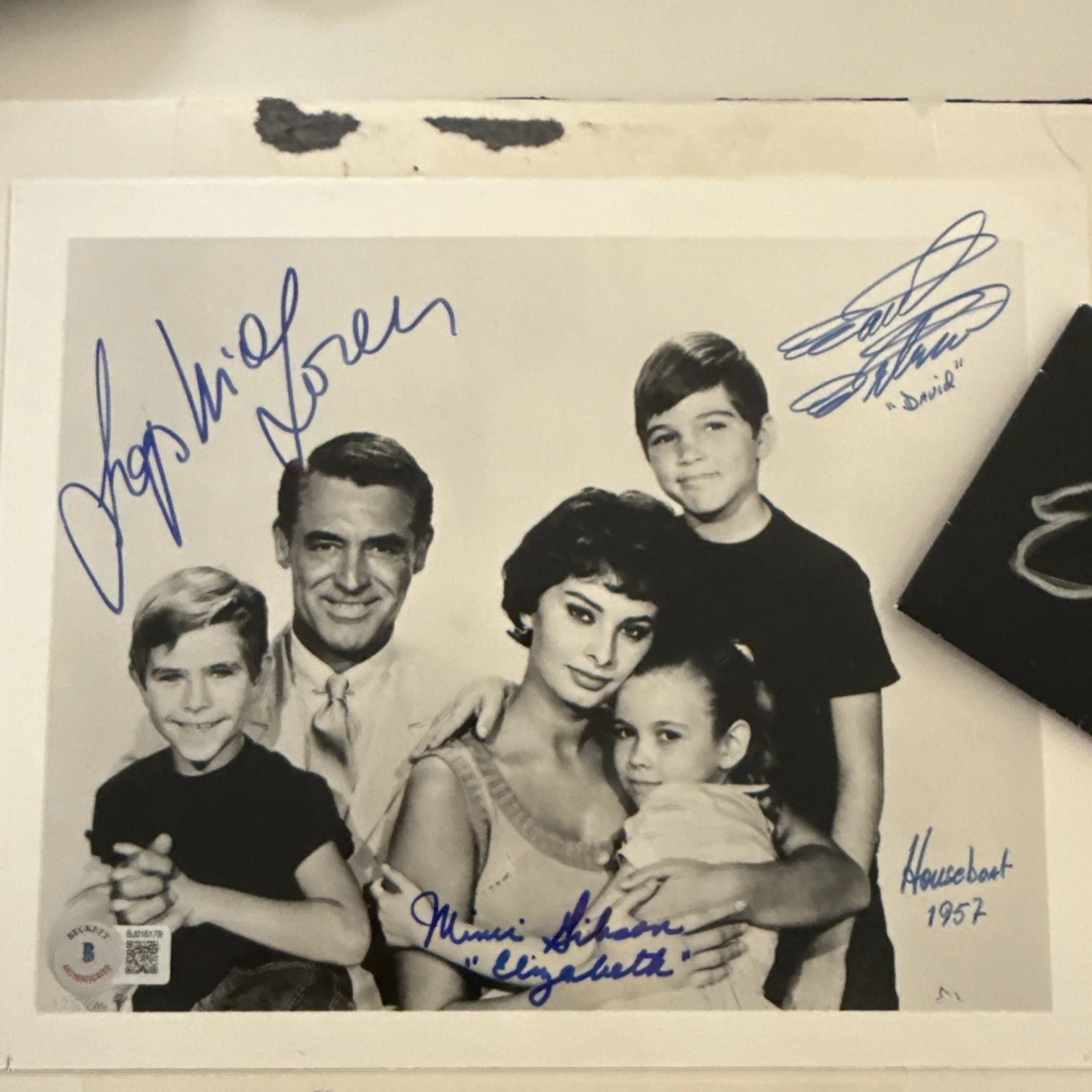 SOPHIA LOREN & Cast SIGNED Autograph PHOTO COA Beckett COA BAS Houseboat, изображение 2
