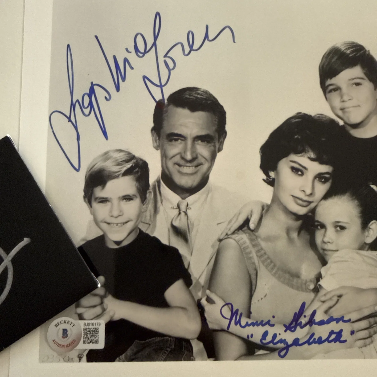 SOPHIA LOREN & Cast SIGNED Autograph PHOTO COA Beckett COA BAS Houseboat, изображение 3