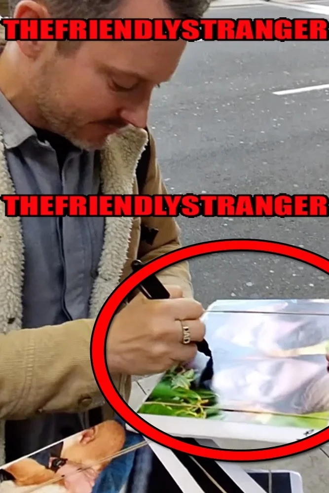 ELIJAH WOOD — Elijah Wood signed "DIRK GENTLY'S" 8x10 Photo EXACT PROOF c LOTR Todd ACOA COA, image 3