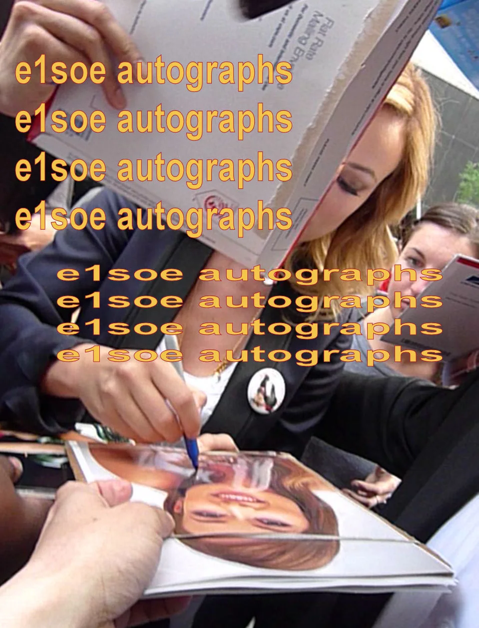 Olivia Wilde — Olivia Wilde signed 8x10 photo - In Person Exact Proof - Tron Legacy, image 4