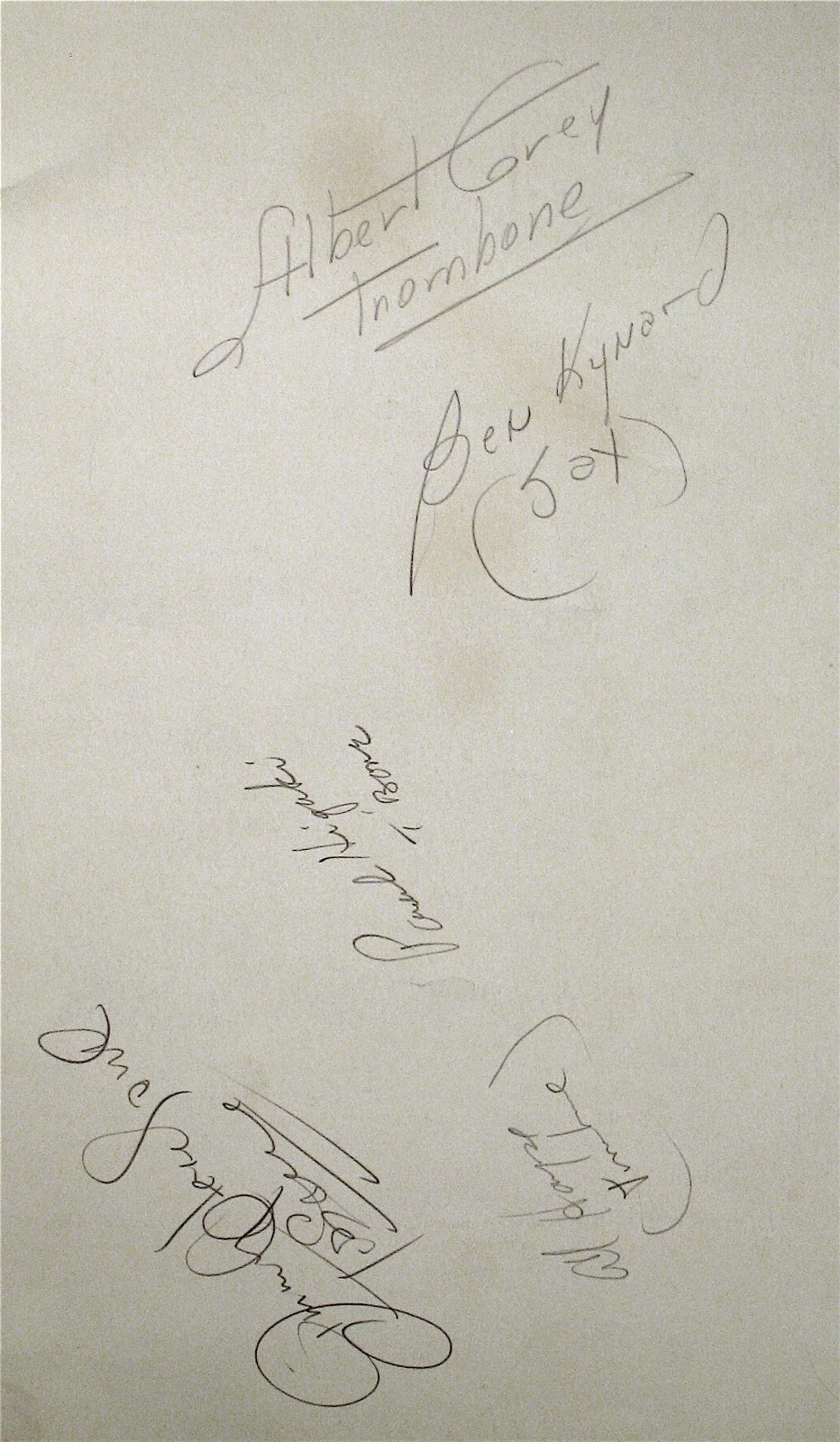 LIONEL HAMPTON-Rare Autographed Concert Tourbook Signed By Entire Band! Jazz, изображение 3