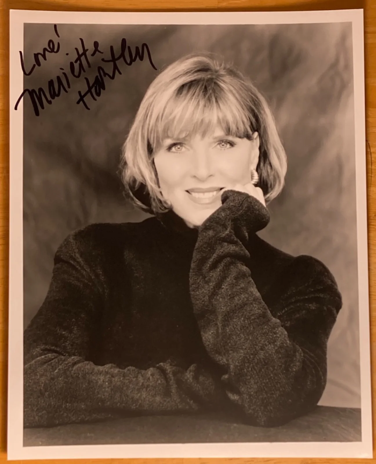 Hand SIGNED Mariette Hartley 8x10 Vintage Photo - Twilight Zone, MASH, etc, изображение 2