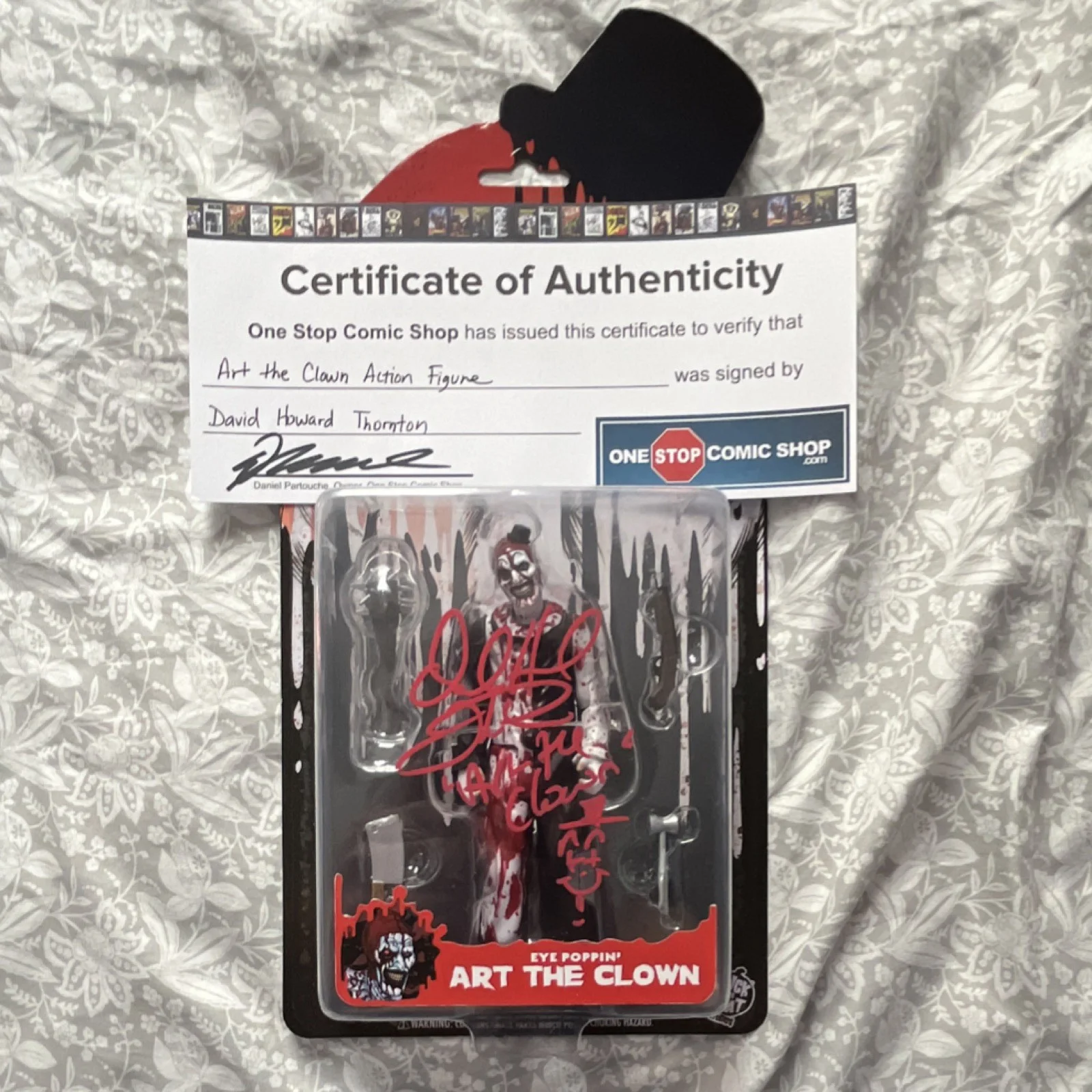 David Howard Thornton — Terrifier 2 Art the Clown Signed Figure David Howard Thornton w/ Authentication, image 5