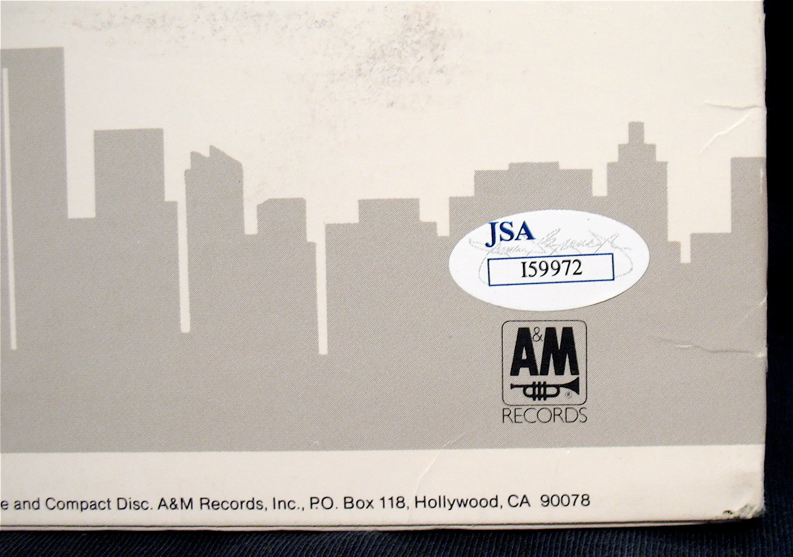 LIZA MINNELLI-Rare Autographed ARTHUR 2 ON THE ROCKS Movie Soundtrack Album-JSA, изображение 3