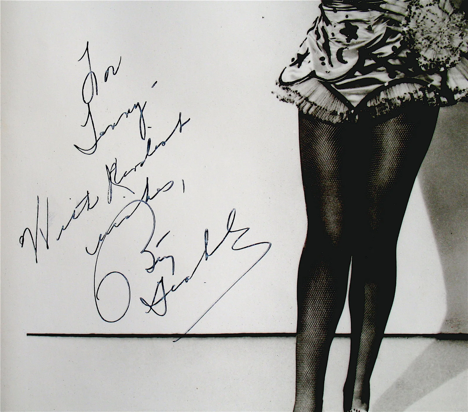 BETTY GRABLE — BETTY GRABLE-Mega Rare 11x14 Autographed & Inscribed Photograph-Sexy Pinup Girl, изображение 2