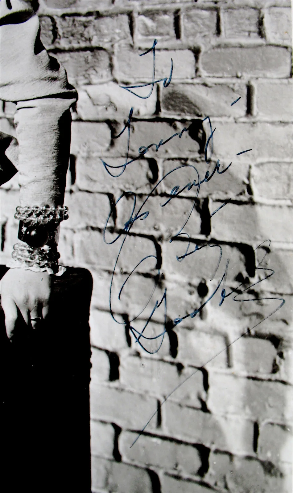 BETTY GRABLE — BETTY GRABLE-Mega Rare 11x12 Autographed & Inscribed Photograph-Sexy Pinup Girl, изображение 2