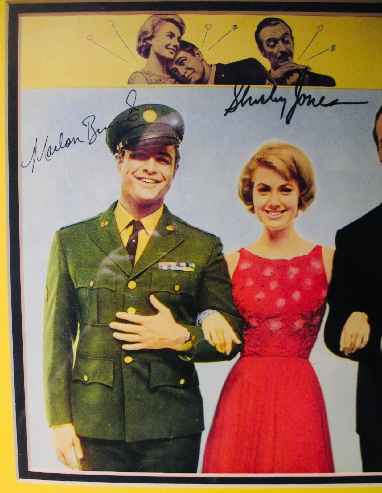 Marlon Brando, Shirley Jones — MARLON BRANDO~Rare Autographed+Framed BEDTIME STORY" Original Lobby Card (1964), изображение 2